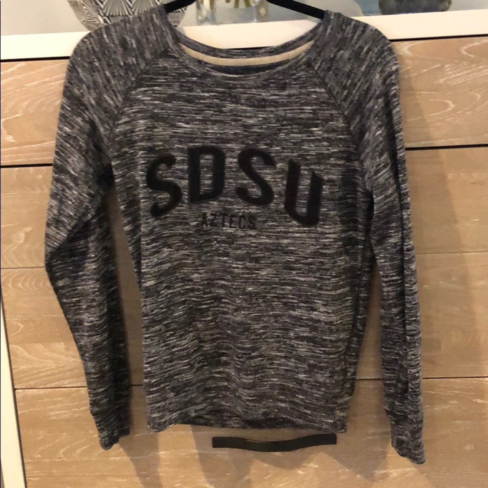 College lightweight sweatshirt